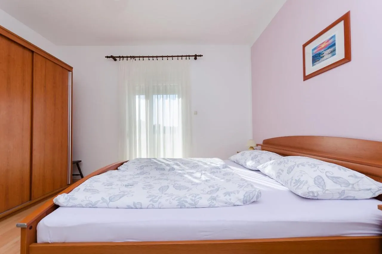 Apartments Darko Supetarska Draga Croatie