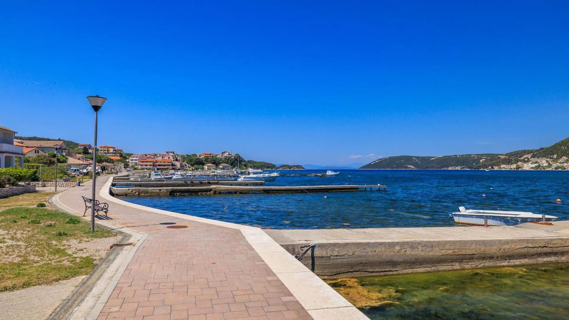 Apartments Darko Supetarska Draga Croatie