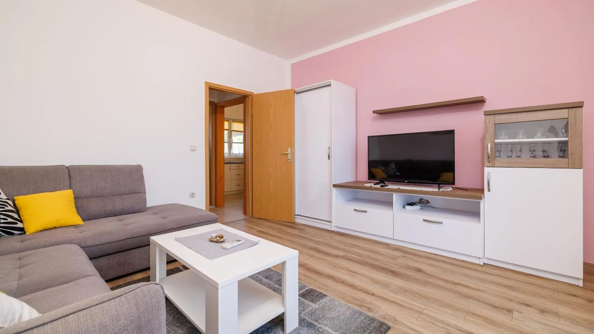 Apartments Darko Supetarska Draga